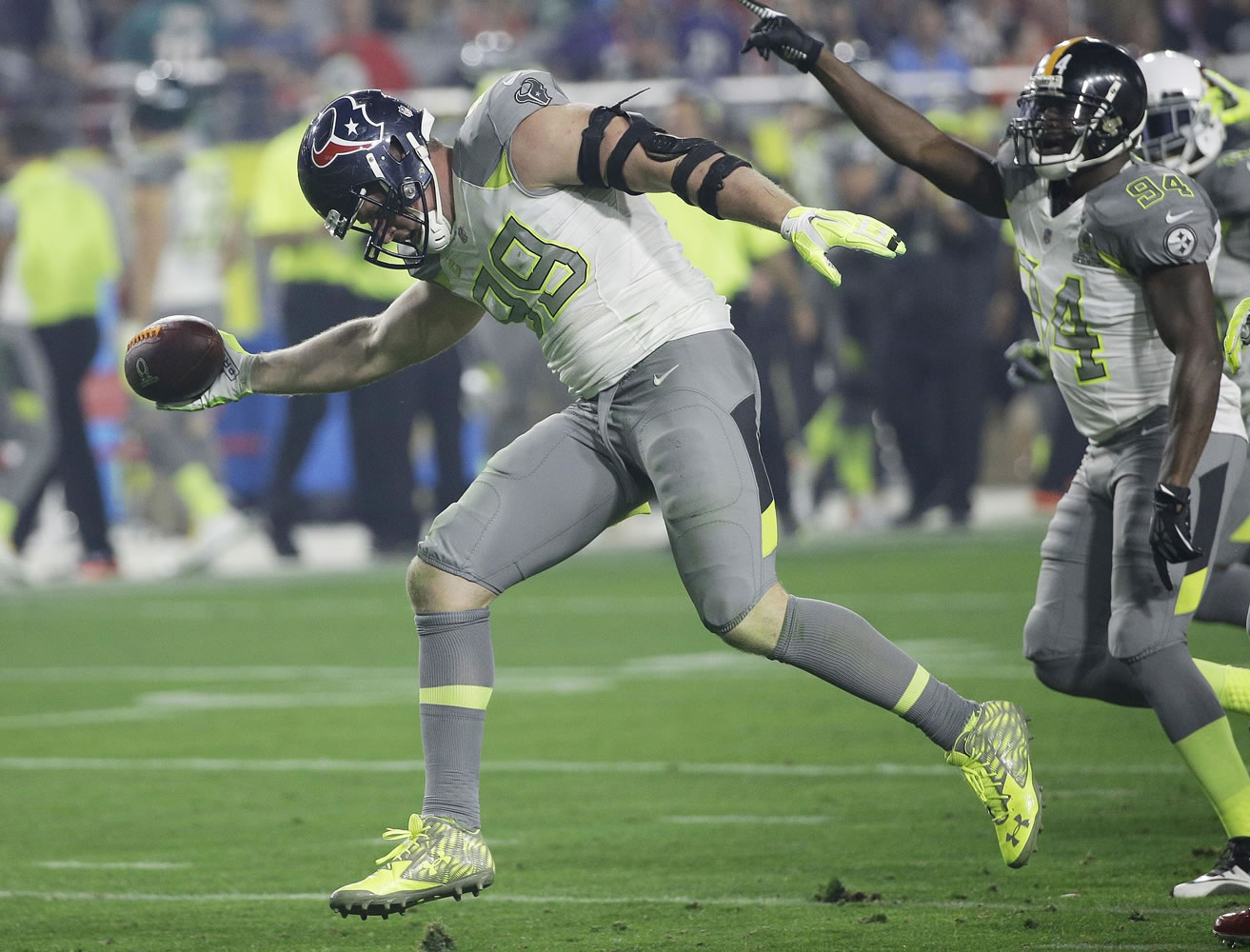 Watt gets 2 turnovers, dances in friendly Pro Bowl - The Columbian