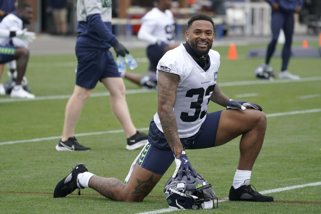 Jamal Adams, Seahawks Not 'Close At All' On Extension, Adams Expected To  Report To Camp