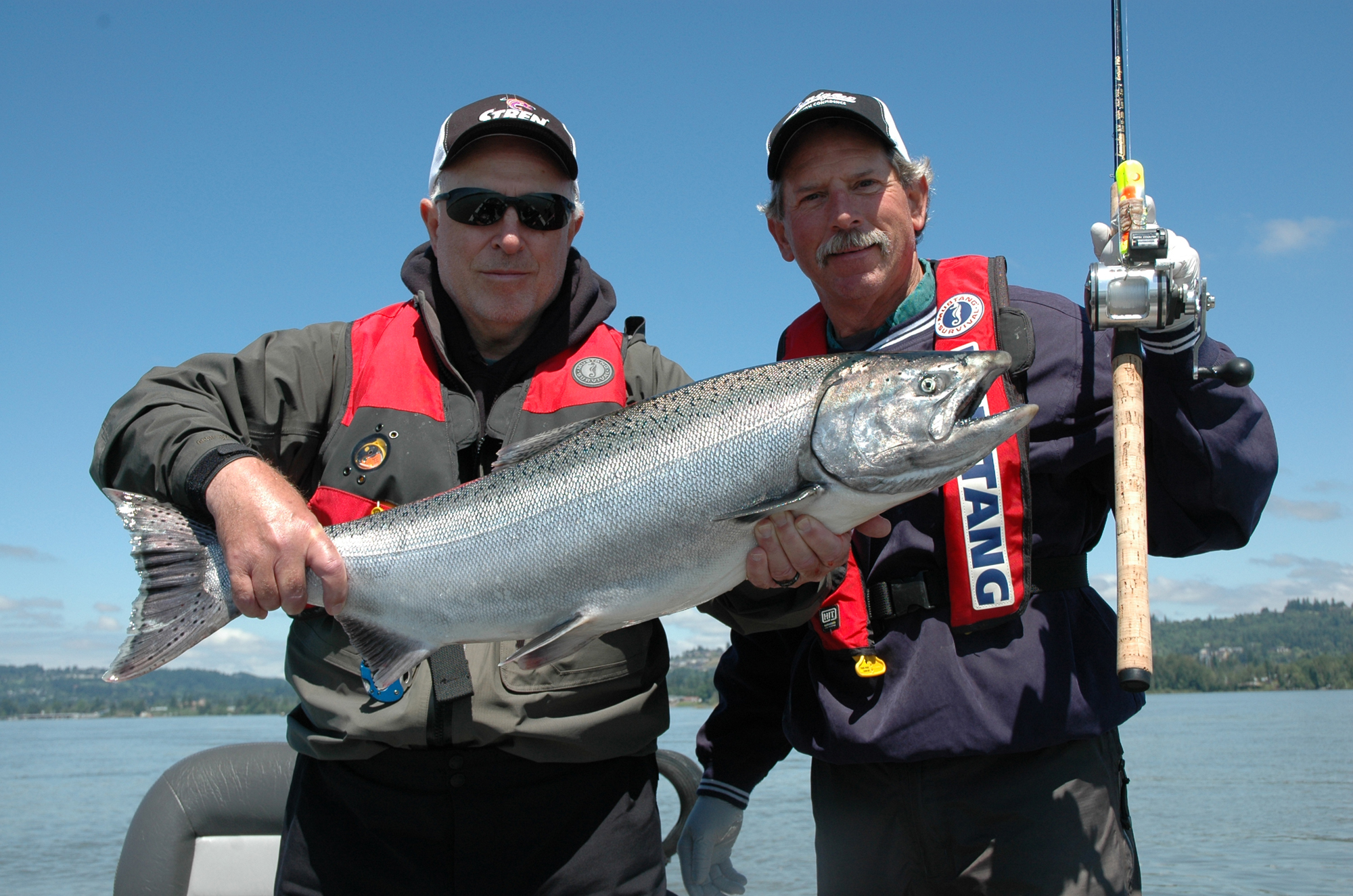 Columbia River summer Chinook salmon fishing opens June 16 - The